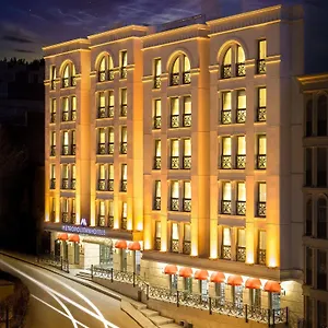 Metropolitan Taksim 4* Istanboel